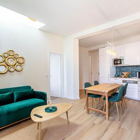 クリシーGuestready - Apt Moderne - Direct Champs Elyseesアパートメント エクステリア 写真