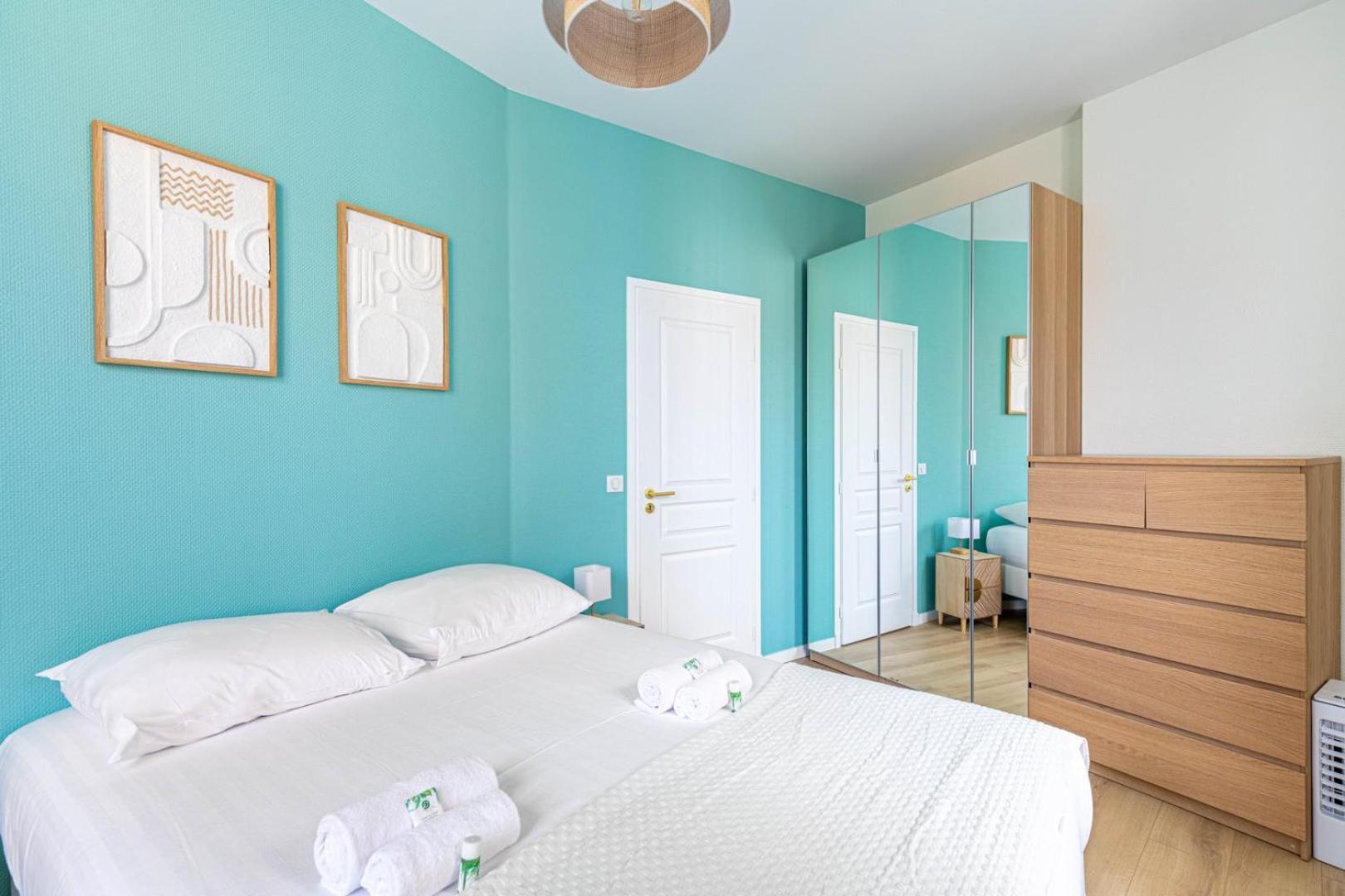 クリシーGuestready - Apt Moderne - Direct Champs Elyseesアパートメント エクステリア 写真