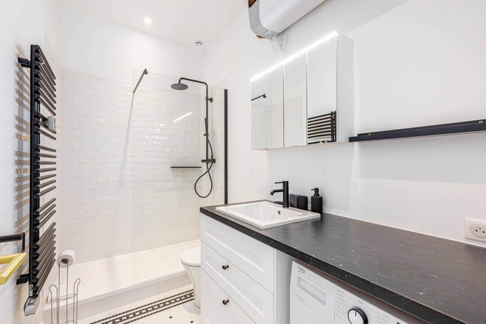クリシーGuestready - Apt Moderne - Direct Champs Elyseesアパートメント エクステリア 写真